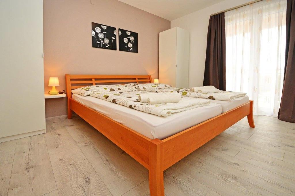 Apartman Anita 3 *